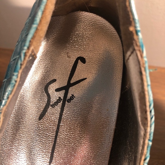 Super cool 80’s style blue pump size 6.5 - Picture 8 of 11